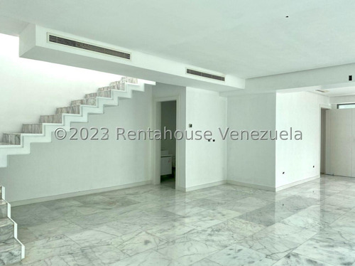 Apartamento En Venta En Altamira Cda 24-1004 Yf