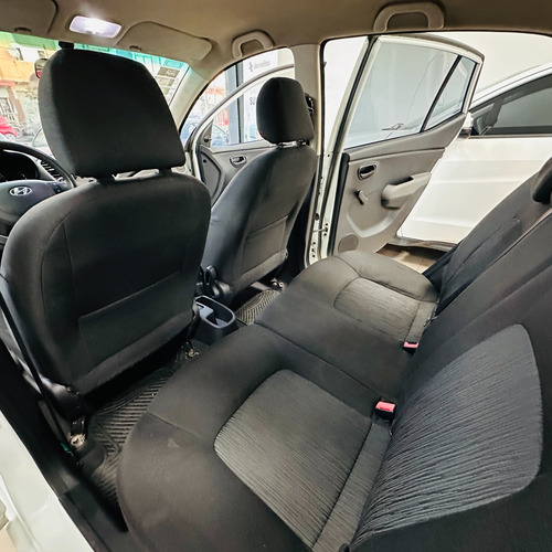 Hyundai i10 1.2 Gls Seguridad L Mt