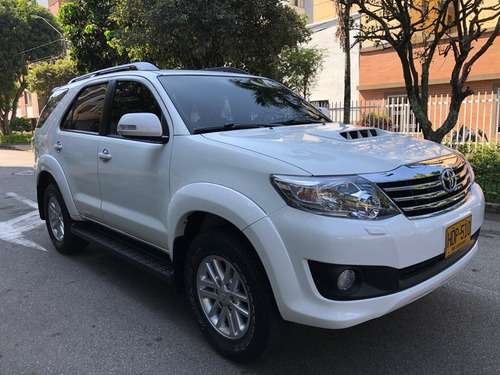 Toyota Fortuner 3.0 Disel 4x4 Mec
