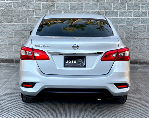 Imagen 5 de 14 de Sentra Advance 2019