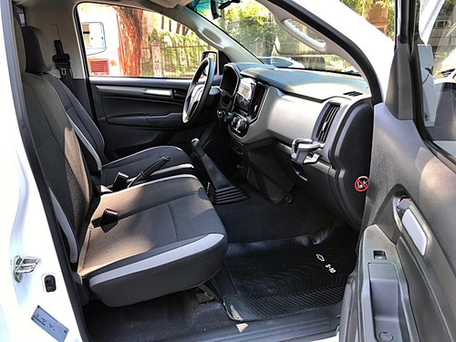 Imagen 11 de 15 de Chevrolet S10 2.8 Td 4x2 Ls Mt 2017