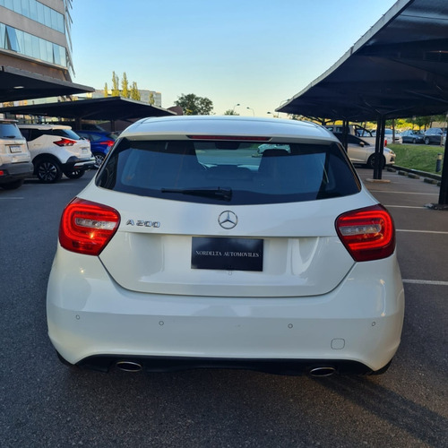 Mercedes Benz A200
