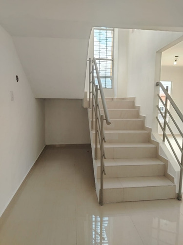 En Venta Penthouse En Urbanización Paso Real, San Diego En Obra Blanca, San Diego Estado Carabobo / Emer.