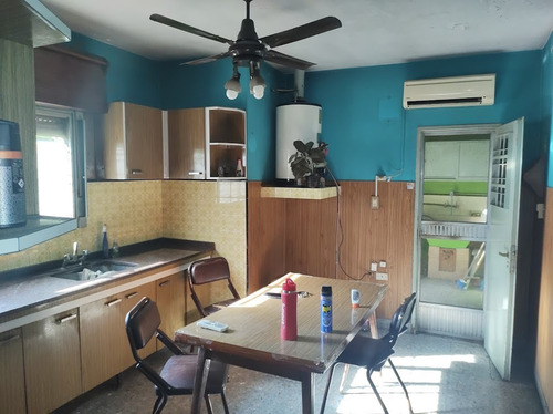 Casa 4 Ambientes Con Cochera