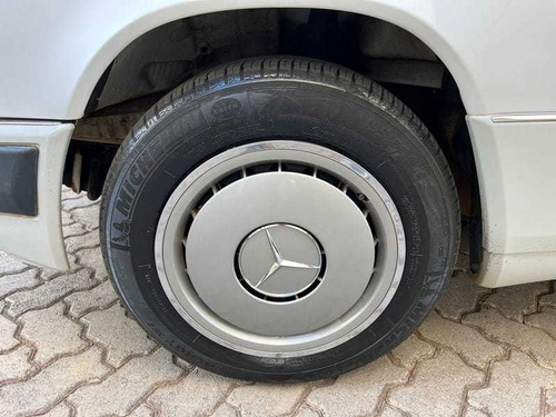 Imagem 8 de 15 de Mercedes-benz 230 E 2.3 4p 1992