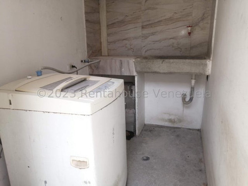 Imagen 23 de 30 de ||**|| Casa En Alquiler Final Av. La Mata, Cocina Semi Equipada, Céntrica, Amplia Cod Flex #23-19051/* 0414-523-21-38*/