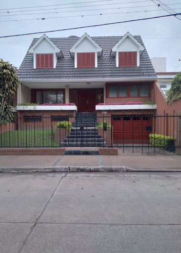 Casa En Venta En San Miguel De Tucumán