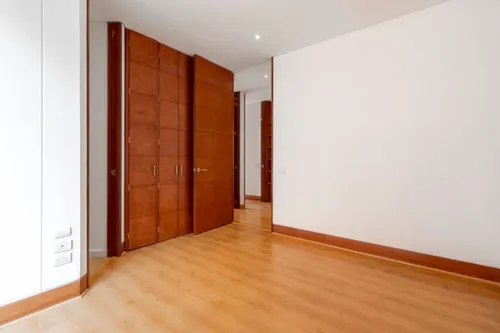 Apartamento En Arriendo/venta En Los Rosales. Cod V23453