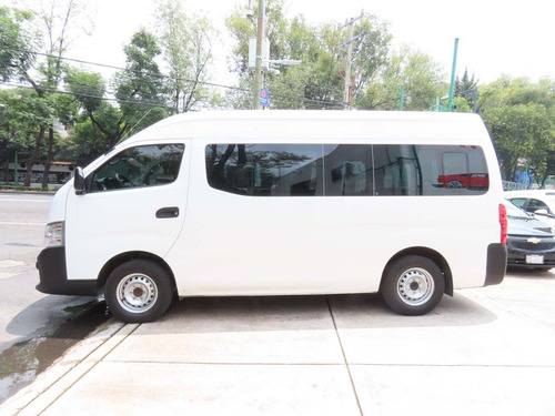 Imagen 5 de 9 de Nissan Urvan Nv350 Panel Ventanas 2021 Blanca