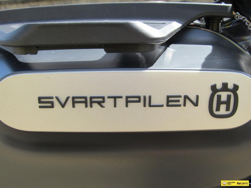Imagen 10 de 25 de Husqvarna Svartpilen 200 Te