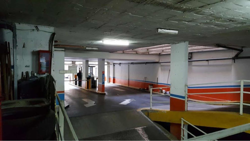 Imagen 8 de 13 de En Venta ( Parking / Playa De Estacionamiento )