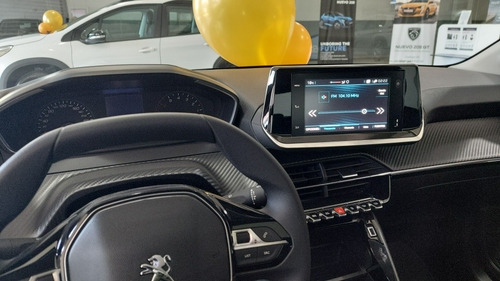 Imagen 9 de 10 de Peugeot 208 2021 1.2 Like