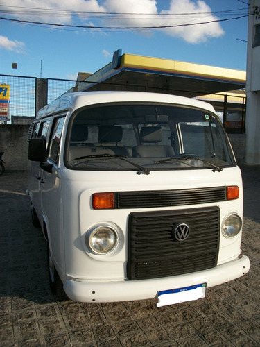 Vw Kombi Envidraçada 2014