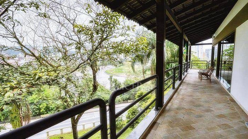 Imagem 7 de 23 de Casa Com 4 Dormitórios, 325 M² - Venda Por R$ 1.600.000,00 Ou Aluguel Por R$ 8.000,00/ano - Centro (blumenau) - Blumenau/sc - Ca0329