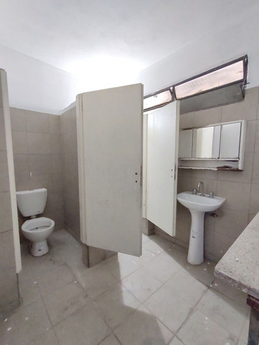 Imagen 8 de 13 de Galpon En Venta En Ciudadela