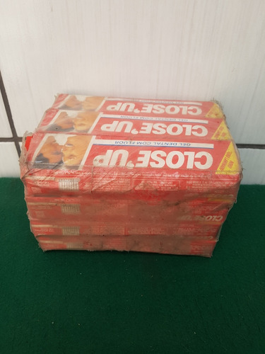 Pasta De Dente Kolynos Close Up Para Colecionador Antiga (Usado)