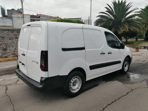 Imagen 4 de 15 de Peugeot Partner 2017 1.6 Hdi Maxi Mt