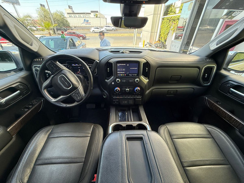 GMC Sierra 6.2 Denali Dvd At