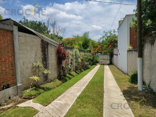 Terreno En Venta Con Construcción En Comunidad El Chico, Emiliano Zapata, Veracruz