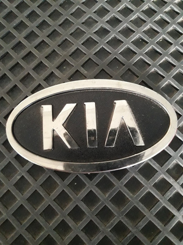 Emblema Kia Rio