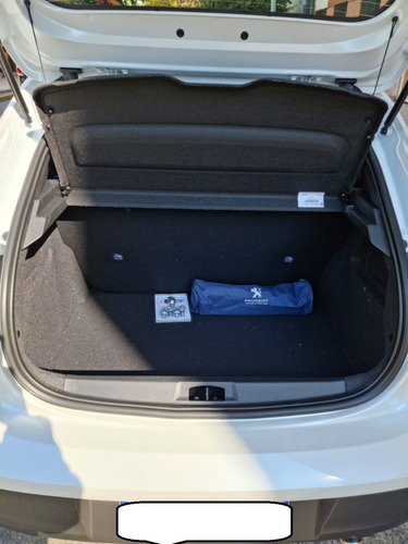 Imagen 13 de 15 de Peugeot 208 1.6 Allure Tiptronic
