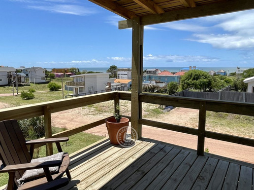 Mirador De Ponderosa En Punta Del Diablo