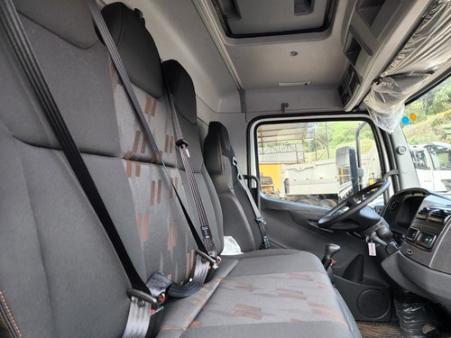 Mercedes-benz Atego 1719 Ano 2022/2023 Comboio Gascom