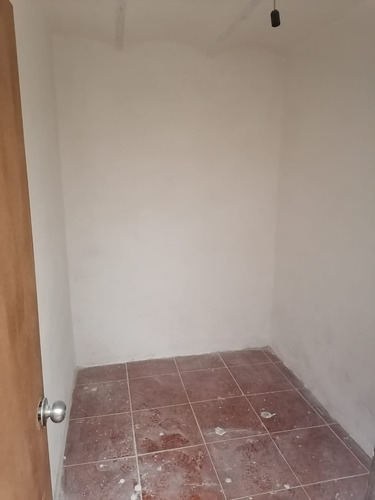 Imagen 3 de 6 de Casa De 3 Dormitorios En La Comercial