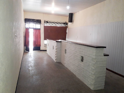 Venta Local Comercial Brazo Oriental - Av. Dr. Luis A. De Herrera