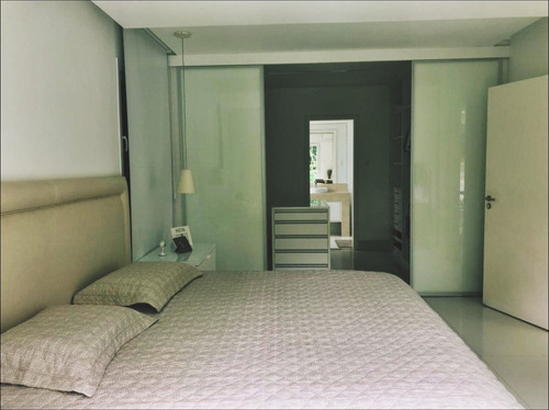 Imagem 9 de 14 de Venda - Casa 4/4 Com 03 Suítes - Aphaville I - Salvador - Ba