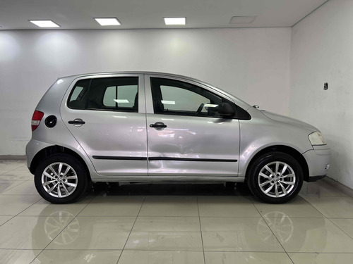 Volkswagen Fox 1.0 MI PLUS 8V FLEX 4P MANUAL