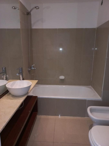 Imagen 15 de 24 de Departamento Flores 2 Ambientes Al Frente, Con Cochera Opcional, Piscina, Solarium
