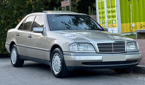 Mercedes-Benz Clase C 2.0 C200 Classic