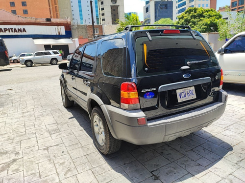 Imagen 5 de 7 de Ford Escape 2006