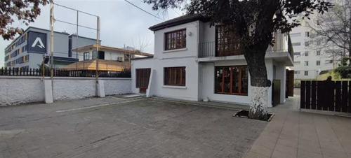 Oficina En Arriendo, Centro Cultural O Colegio, Ñuñoa
