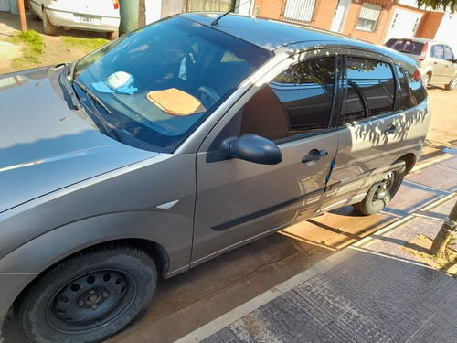 Ford Focus 1.6 Ambiente 2005