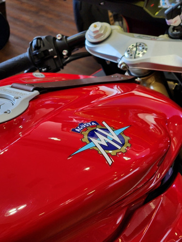 Imagen 23 de 25 de Moto Mv Agusta Superveloce 800 Con Adicionales