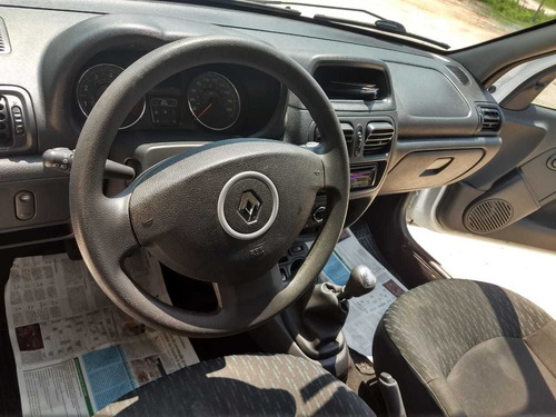 Renault Clio 2016 1.0 16v Expression Hi-power 5p