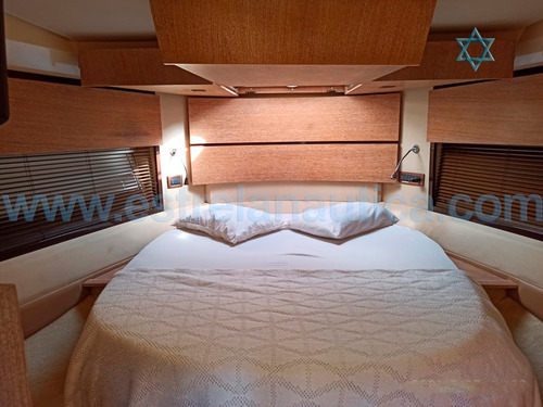 Imagem 14 de 15 de Lancha Azimut 48 Barco Iate N Ferretti Axtor Fairline