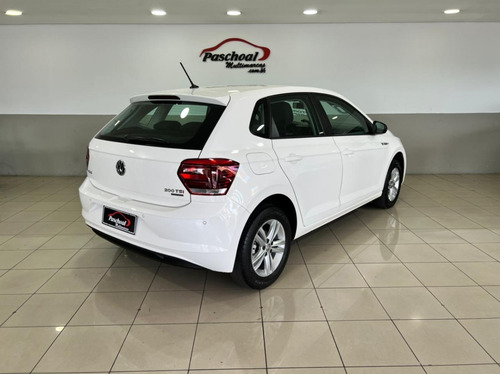 Imagem 6 de 12 de Volkswagen Polo 1.0 Comfortline 200 Tsi 2020