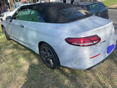 Imagen 2 de 4 de Mercedes Benz