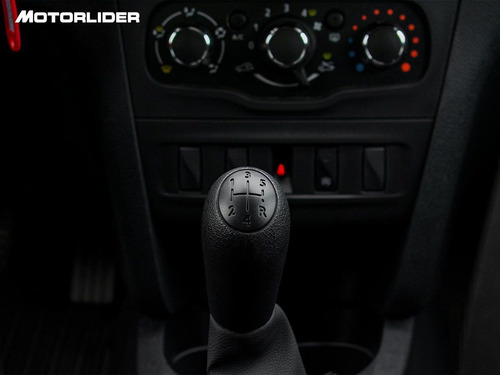 Imagen 17 de 25 de Renault Logan Nuevo Life 1.0 Extra Full | Permuta / Financia