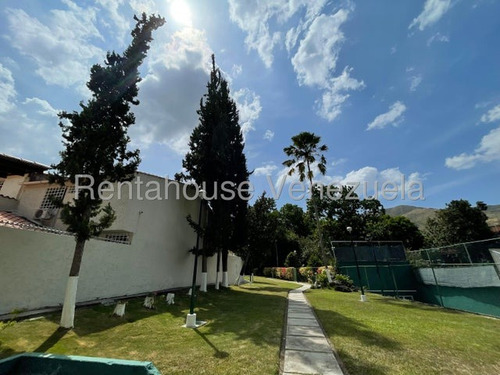 En Alquiler Casa En Urb El Castaño #25-14338 Rm