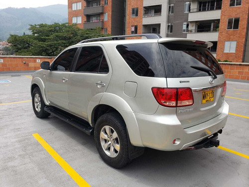 Toyota Fortuner 2009 3.0 Sr5