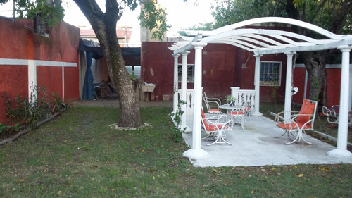 Imagen 4 de 21 de Casa Sobre Lote Propio De 370 M2, 3 Amb, A Refaccionar