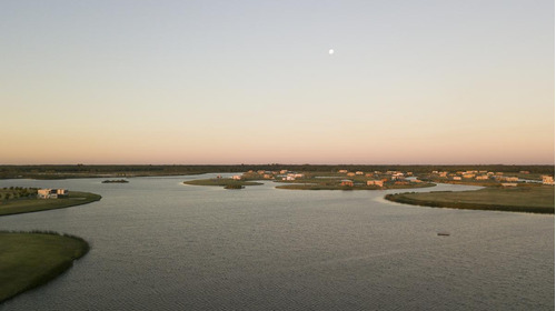 Puertos Escobar | Amarras - Lote Al Agua En Venta