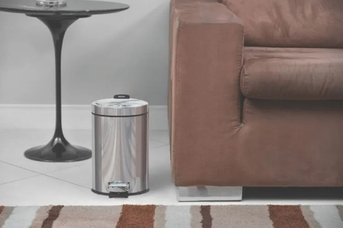 Cesto Tacho De Basura Tramontina de 30 litros de Acero Inoxidable Con Pedal