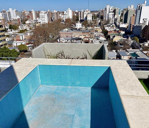 Venta- A Estrenar- Monoambiente Divisible De 43 M2- Piscina- Laundry -macrocentro-medicina