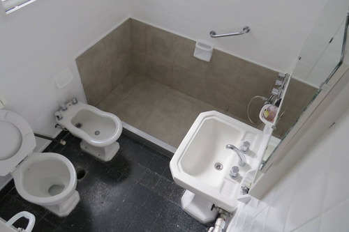 Imagen 14 de 21 de Venta De Departamento Con Balcón En Recoleta