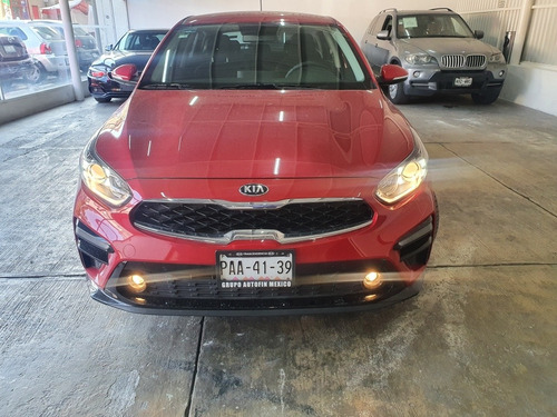 Imagen 3 de 14 de Kia Forte 2021 2.0 Hb Ex Mt